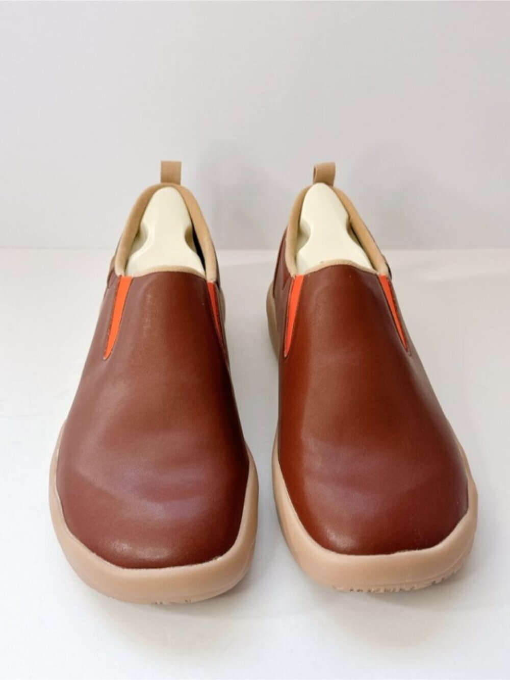 Men's Size 12.5 UIN Cuenca Burgundy Slip On Shoes Leather Comfort